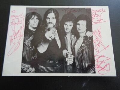 MOTORHEAD AUTOGRAPH /SIGNED SMALL PROMO PHOTOGRAPH SIGNED BY ALL FOUR CIRCA 1986