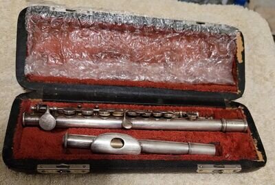 C.G. Conn Silver piccolo flute used - Key of D