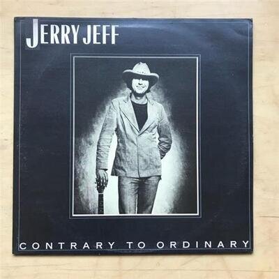 JERRY JEFF WALKER CONTRARY TO ORDINARY LP 1978 WITH INNER SHELF - NICE COPY BUT