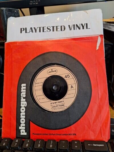 LESLEY GORE ITS MY PARTY / JUDYS TURN TO CRY EX MERCURY VINYL 45 RECORD