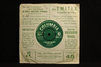 Slim Dusty With Dick Carr And His Bushlanders A Pub With No Beer 45-DB 4212 VG+