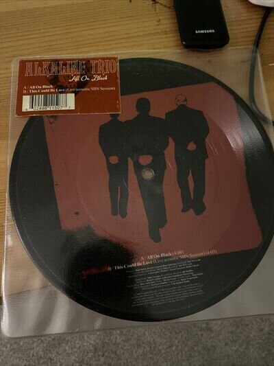 ALKALINE TRIO ALL ON BLACK Picture Disc Vagrant Records 2003 7" Vinyl