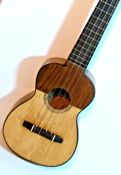 EXCELLENT CONDITION GOOD QUALITY VINTAGE ANTIQUE UKULELE 1920s-30s