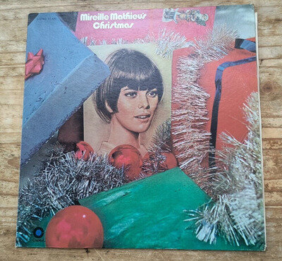 MIREILLE MATHIEU "MIREILLE MATHIEU'S CHRISTMAS" 1968 CAPITOL USA VINYL LP