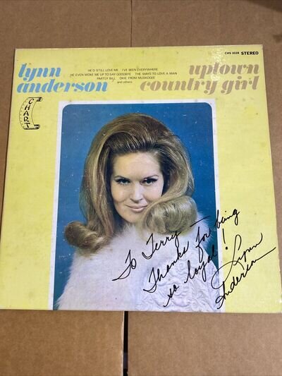 LYNN ANDERSON - UPTOWN COUNTRY GIRL = SIGNED WITH DEDICATION