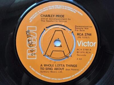 Charley Pride A Whole Lotta Things To Sing About 7" RCA Victor RCA2744 EX 1976 d