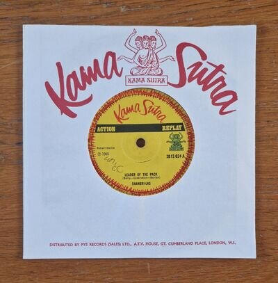 The Shangri-Las - Leader Of The Pack 7" Vinyl Single (Karma Sutra Records, 1965)