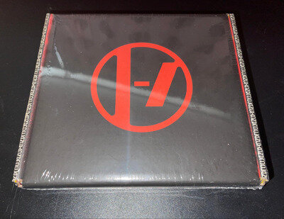 Twenty One Pilots Clancy Black CD Merch Box Boxset Limited Edition New/Sealed