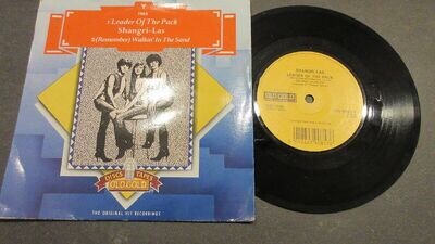 Shangri-Las Leader of the Pack/Remember Walking in the Sand 7" 1980 *VG+/NM**