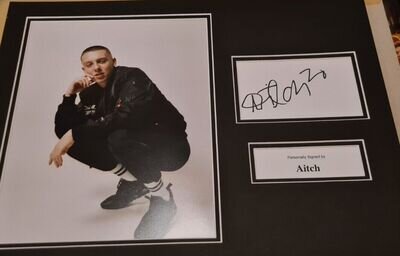 AITCH AITCH 2 0 HAND SIGNED 16 X 12 PHOTO MOUNT PHOTO RAPPER GIFT CLOSE TO HOME