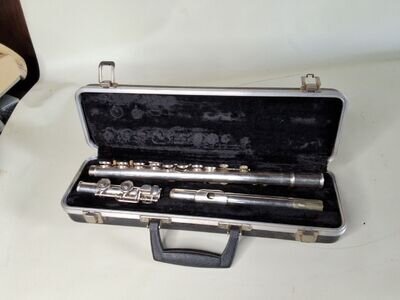 VINTAGE 1966 ARTLEY SILVER PLATED FLUTE W/ CASE ELKHART INDIANA SERIAL: 190954