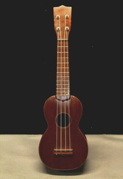 VINTAGE Martin Style 1 Soprano Ukulele Used