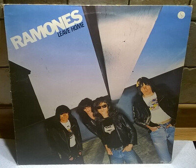 The Ramones Leave Home UK original 1977 pressing + lyric inner