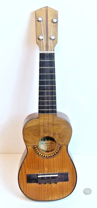 ANTIQUE VINTAGE UKULELE JUAN GOMEZ TELESFORO JULVE 1920s-30s BARCELONA SPAIN