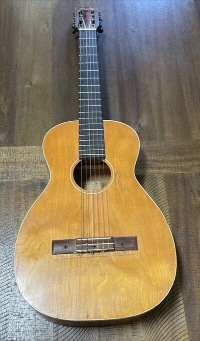 Vintage Barclay USA S-67 Acoustic 6 String Guitar