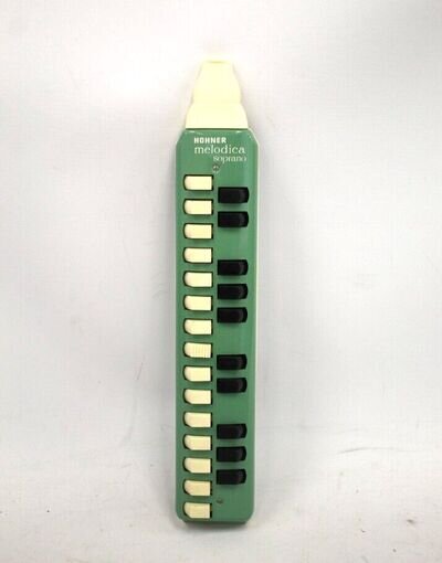 Vintage HOHNER Melodica Soprano Harmonica Instrument In Green/Beige -M04