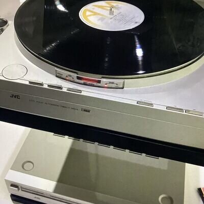 RARE JVC LE5 TURNTABLE And TE5L STEREO TUNER PTL DETECTOR AND AND LKE5 STAND...