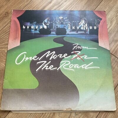 LYNYRD SKYNYRD "ONE MORE FROM THE ROAD" MCA RECORDS Only One VINYL Side 1 & 2