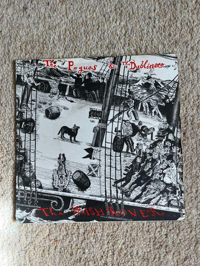 THE POGUES & THE DUBLINERS - THE IRISH ROVER - RARE 7" VINYL W ORIG SLEEVE(1987)