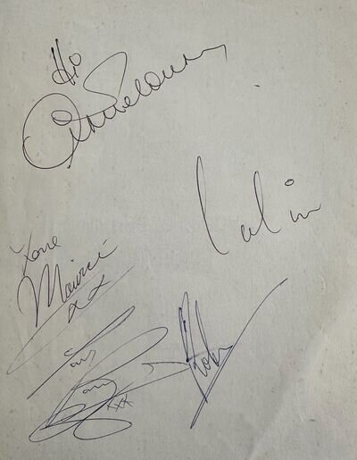 BEE GEES SIGNED SHEET OF PAPER UK 1967 - 1969 AUTOGRAPHS OF 5 PRINCIPAL MEMBERS