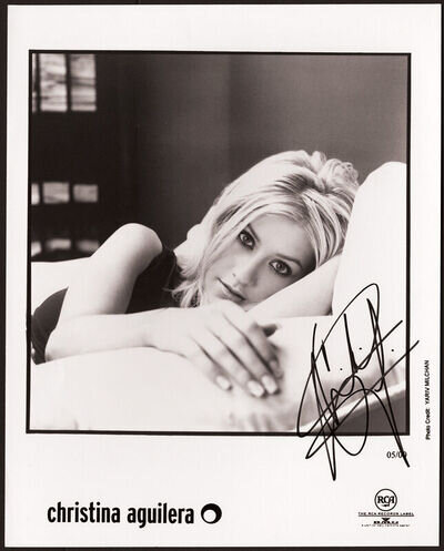 CHRISTINA AGUILERA Signed B&W Photograph - Singer Actress & Model - preprint