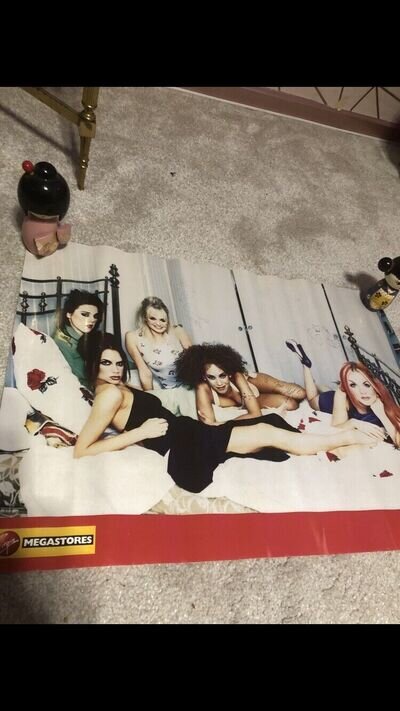 Signed/Autographed Spice Girls Poster Geri/ Emma/Mel 1997 Not Fake