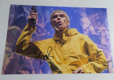 IAN BROWN STONE ROSES, AUTOGRAPHED A4 PHOTOGRAPH.