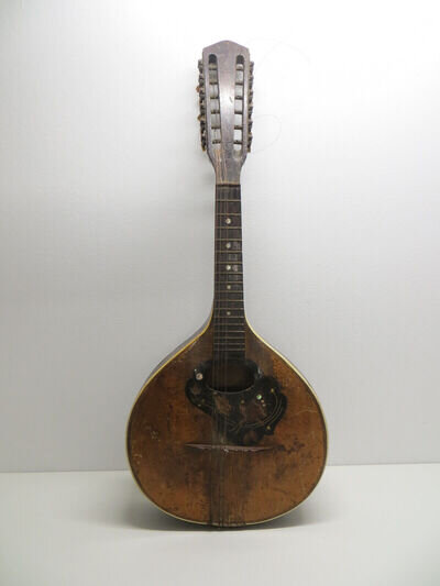 Old lute for restoration