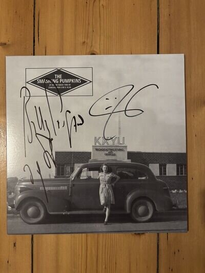 The Smashing Pumpkins Signed Vinyl On The Radio 88-89 & StarChildren Live 90