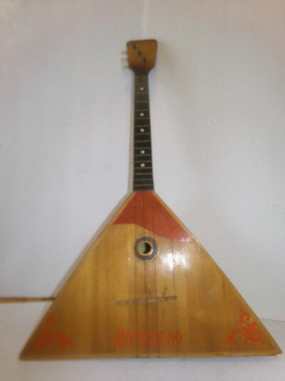 VINTAGE MOCKBA 80 RUSSIAN WOOD BALALIKA 3 STRING GUITAR LIKE INSTRUMENT 1980