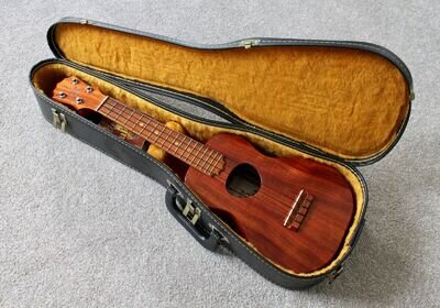 Jan 2014 KoAloha Koa Concert Ukulele KCM 00 Made In Hawaii W/ Carrying Case