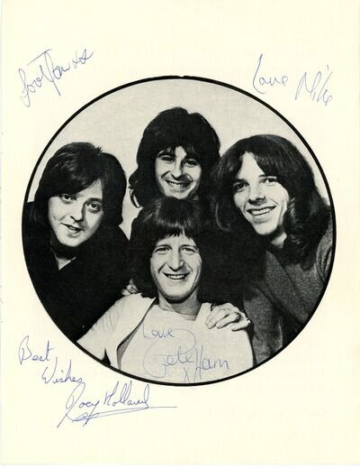 A very rare set of Badfinger autographs C1971