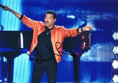 Signed Lionel Music Autograph Photo Commodores