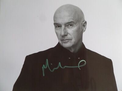 MIDGE URE AUTOGRAPHED A4 PHOTOGRAPH.