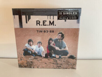 REM 7IN-83-88 B0021126-21 2014 Box Set 12 x 7” Singles