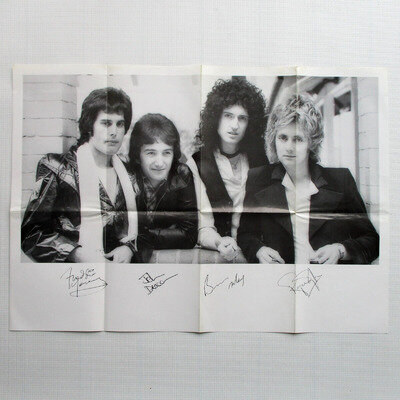 Queen 'News Of The World' 1977 Official Vintage Fan Club Pre-Signed Poster