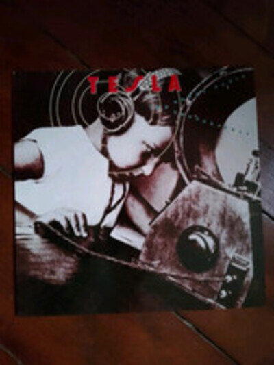 Tesla- The Great Radio Controversy, Geffen, 1989 LP. 924 224-1. 1-A/1-B.