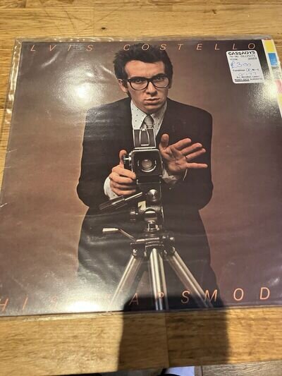 ELVIS COSTELLO..THIS YEARS MODEL VINYL LP.