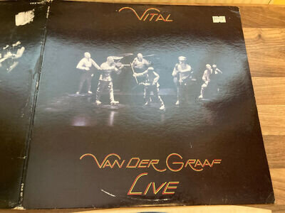 VAN DER GRAAF GENERATOR-VITAL-ORIGINAL VINYL UK ISSUE ON CHARISMA RECORDS-1978