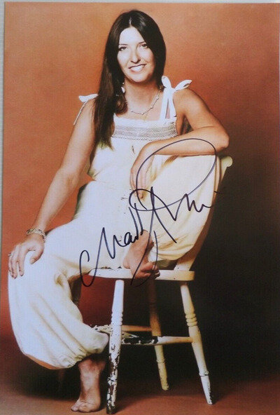 MADDY PRIOR AUTOGRAPHED A4 PHOTOGRAPH.