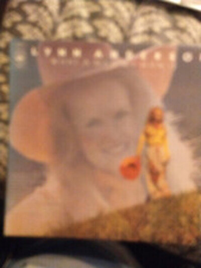 LYNN ANDERSON "WHAT A MAN MY MAN IS" VINYL LP 1975 NEAR MINT