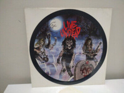 Slayer - Live Undead. Vinyl 1985 RoadRunner 125500. White Frame VG/VG