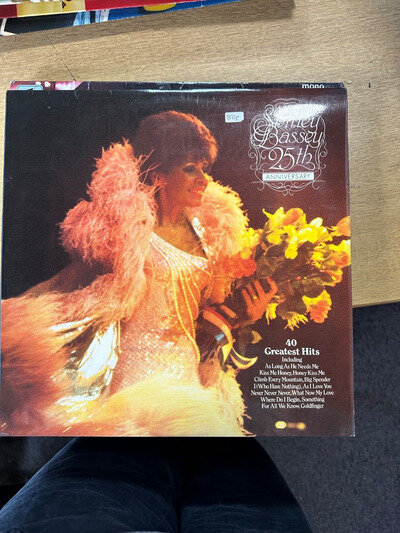 SHIRLEY BASSEY - 25th ANNIVERSARY 40 GREATEST HITS - 12" VINYL LP (DOUBLE)