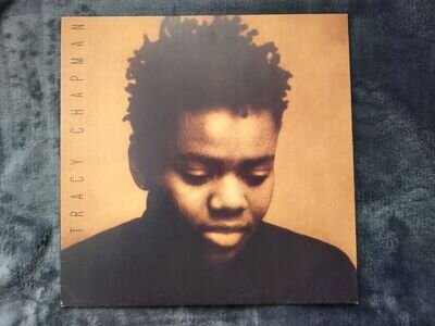 TRACY CHAPMAN S/T VINYL LP EKT44. ORIGINAL GERMAN PRESS. C/W PIC INNER + LYRIC