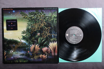 FLEETWOOD MAC Tango in the night WARNER BROS LP WX 65 ~ AUTOGRAPHED ~ !