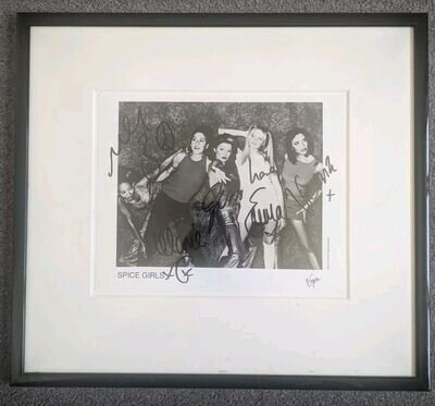 Spice Girls, autographed, hand signed photo, framed! Very Rare, great collectors