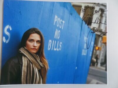 MADELAINE PEYROUX AUTOGRAPHED A4 PHOTOGRAPH.