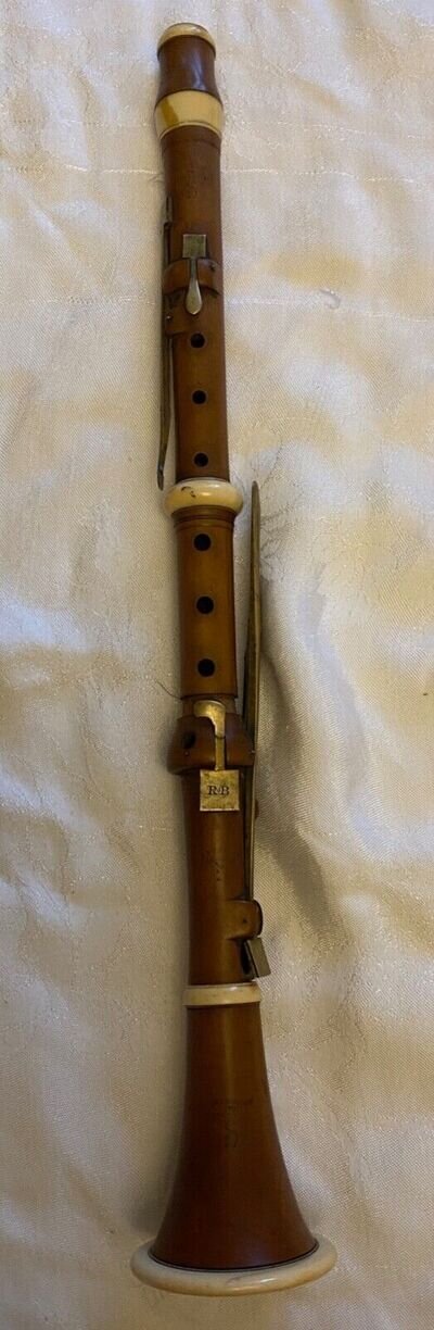 Early Boxwood Clarinet for restoration