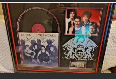 QUEEN THE WORKS SIGNED AUTOGRAPHED BY BAND FREDDIE MERCURY