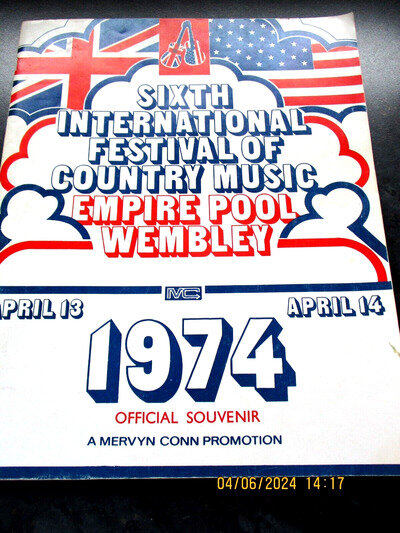 6th INTERNATIONAL FESTIVAL COUNTRY MUSIC WEMBLEY SOUVENIR BROCHURE AUTOGRAPHED #